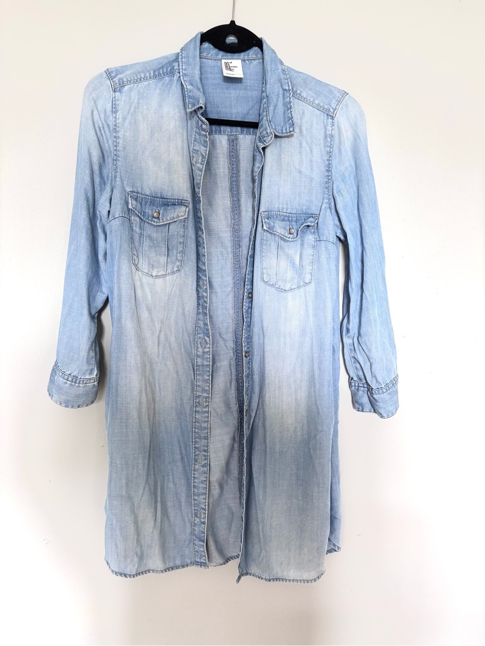 H&M-&Denim Brand Light Blue Denim Button-Down Shirt